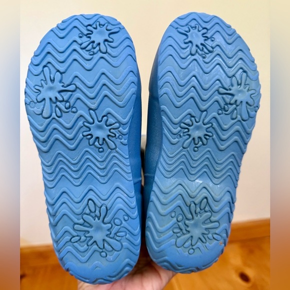 Bogs Kids' Rain Boots | Size 1 - Picture 10 of 11